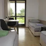 Lägenhetshotell Airspot Balice *