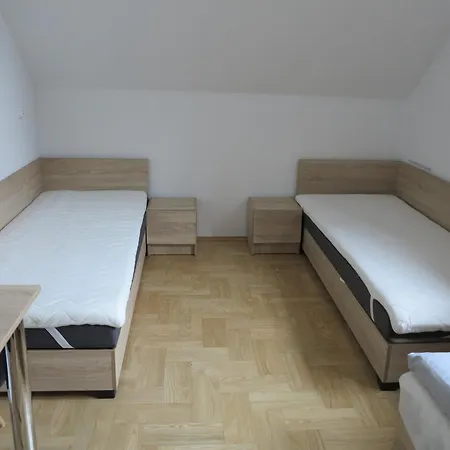 Airspot Balice شقة فندقية Cholerzyn