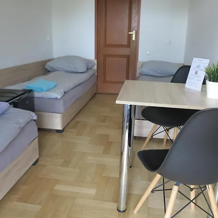 Airspot Balice Apartahotel Cholerzyn